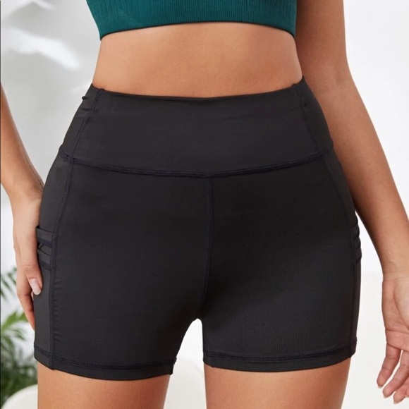 SHEIN Black Biker Shorts with Pockets - Picture 4 of 9